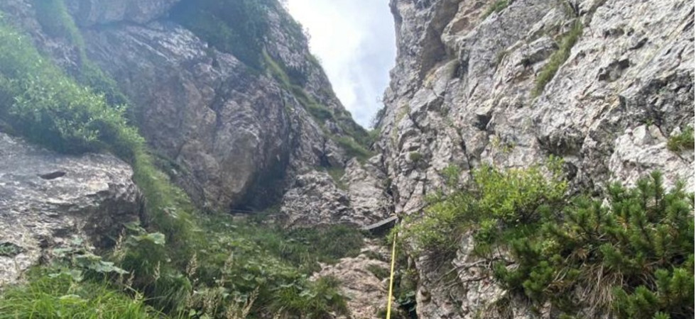 Tragedia sul monte Cornetto, la vittima è un 62enne